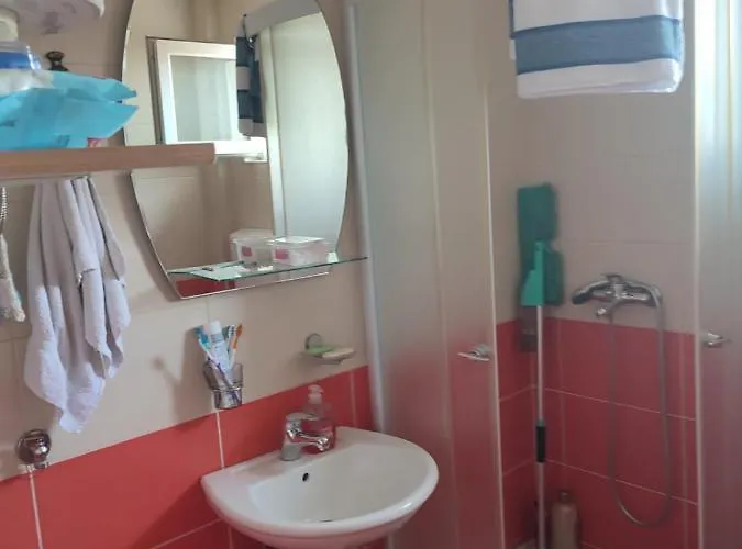 Smestaj Cirkovic 아파트 Vrnjačka Banja